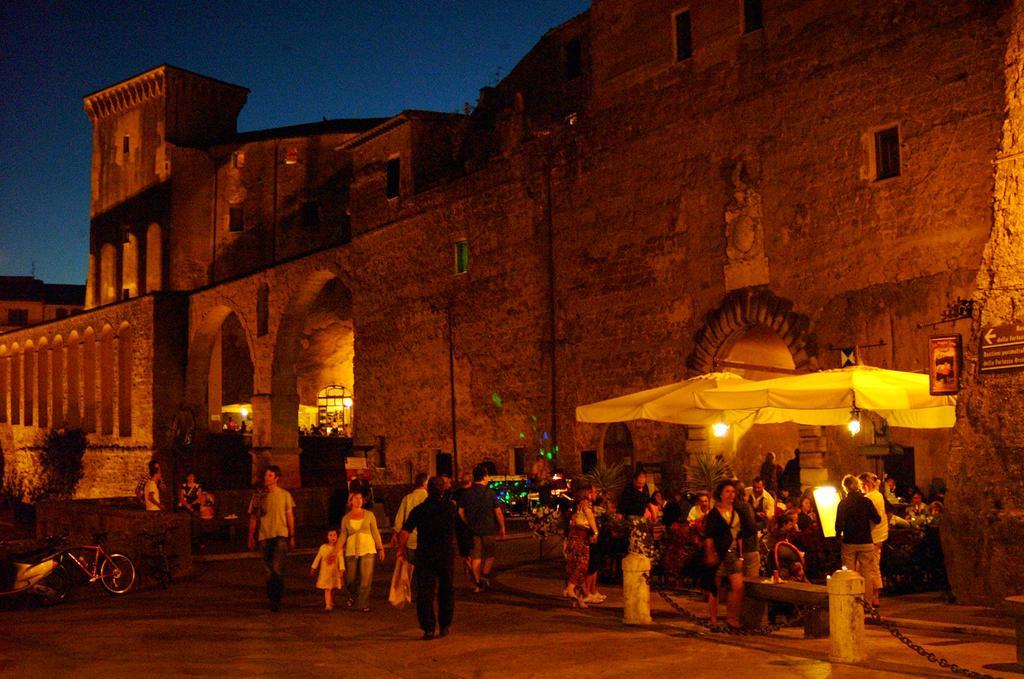Affittacamere La Magica Torre Pitigliano Eksteriør bilde